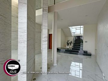 Residencia en Venta en Lomas de Cocoyoc