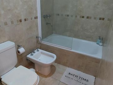 VENTA DEPARTAMENTO DE UN DORMITORIO CON BALCON EN LOURDES - COCHERA OPCIONAL