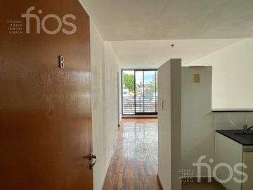 VENTA DEPARTAMENTO DE UN DORMITORIO CON BALCON EN LOURDES - COCHERA OPCIONAL