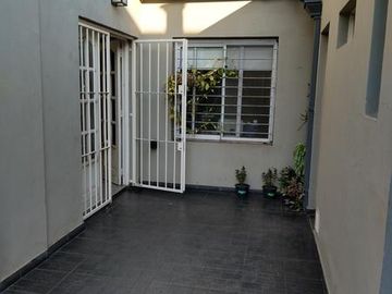 Casa - Temperley Oeste
