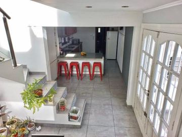 Casa - Temperley Oeste