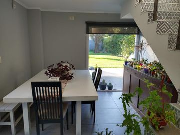 Casa - Temperley Oeste