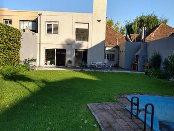 Casa - Temperley Oeste