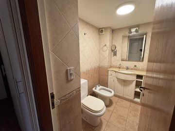 Depto 3 D + estudio en balcarce al 400