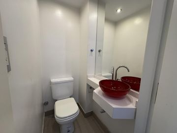 Depto 3 D + estudio en balcarce al 400