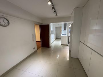 Depto 3 D + estudio en balcarce al 400