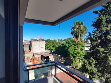 Departamento en Temperley Este