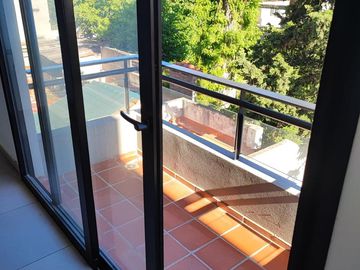 Departamento en Temperley Este