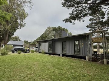 Moderna casa en barrio Pinares, Santa Clara