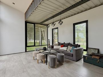 Moderna casa en barrio Pinares, Santa Clara