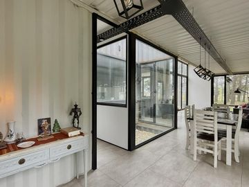 Moderna casa en barrio Pinares, Santa Clara