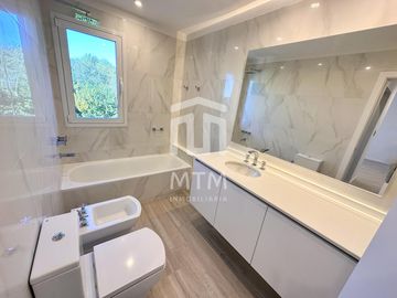 Departamento en Venta Rosario, Alberdi, Oasis de Yacht.