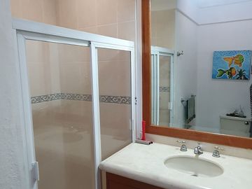 SE VENDE RESIDENCIA EN FRACCIONAMIENTO BUGAMBILIAS PRIMERA SECCION