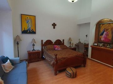 SE VENDE RESIDENCIA EN FRACCIONAMIENTO BUGAMBILIAS PRIMERA SECCION