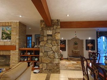 SE VENDE RESIDENCIA EN FRACCIONAMIENTO BUGAMBILIAS PRIMERA SECCION
