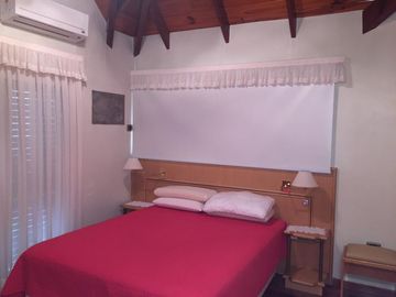 CASA EN VENTA EN BARRIO LOS OLMOS-ROLDAN-