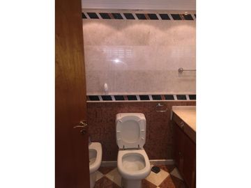 CASA EN VENTA EN BARRIO LOS OLMOS-ROLDAN-