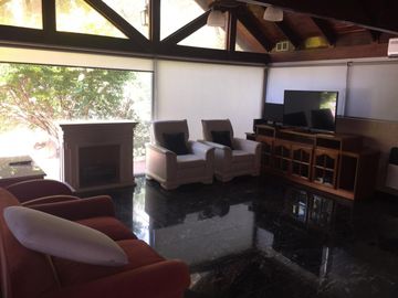 CASA EN VENTA EN BARRIO LOS OLMOS-ROLDAN-