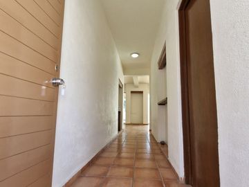 Casa en venta al norte de la ciudad de colima,  esmeralda norte.