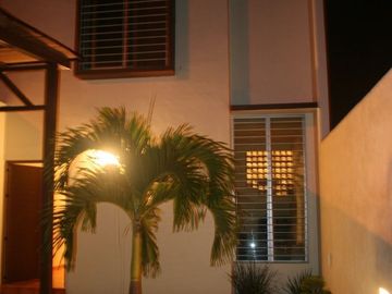 Casa en venta al norte de la ciudad de colima,  esmeralda norte.