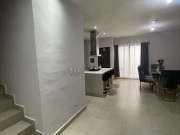 CASA EN VENTA EN GRAN RESERVA CUMBRES- MONTERREY, NL