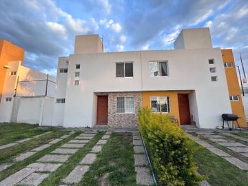Casa en Fraccionamiento Villas Palmira Lomas del Marqués