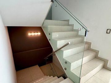 Se vende casa en Solares, Coto Sendeira, Zapopan, Jalisco.