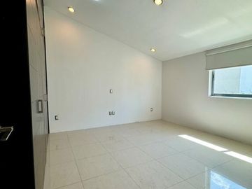 Se vende casa en Solares, Coto Sendeira, Zapopan, Jalisco.