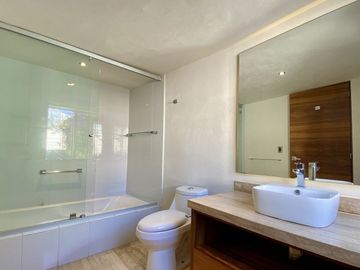 Casa recién remodelada en renta en Tlacopac