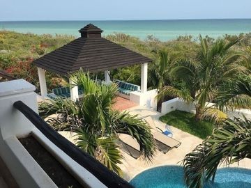 CASA EN VENTA MERIDA, LUJO Y TRANQUILIDAD FRENTE AL MAR EN SISAL