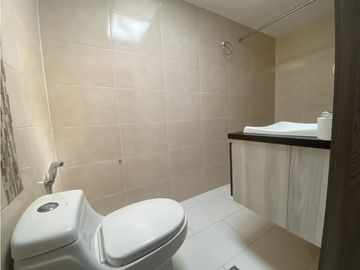 CASA MULTIFAMILIAR