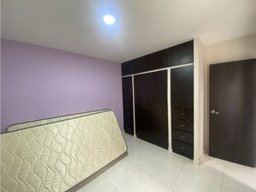 CASA MULTIFAMILIAR