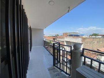 CASA MULTIFAMILIAR