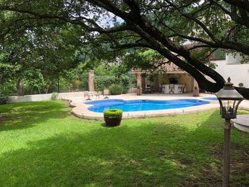 CASA EN VENTA EN LA JOYA DEL VENADO SPGG