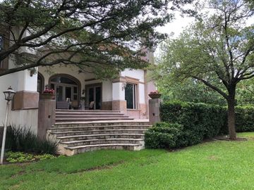 CASA EN VENTA EN LA JOYA DEL VENADO SPGG