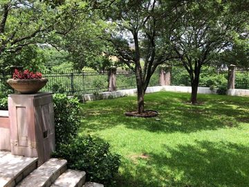 CASA EN VENTA EN LA JOYA DEL VENADO SPGG