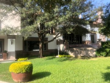 CASA EN VENTA EN LA JOYA DEL VENADO SPGG