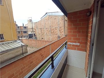 ACSI 1084A. Apartamento en Arriendo Mosquera, Puerto Azul