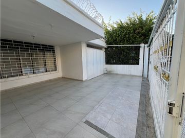 CASA CON ESTILO! SECTOR ALCAZARES