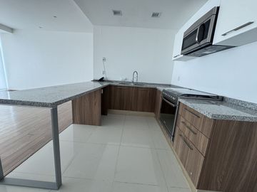 Departamento en renta en JURIQUILLA TOWERS piso 14