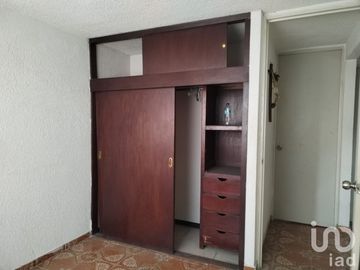 Casa en Venta en Calle Corona, Col. El Laurel