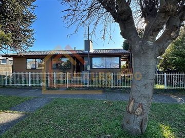 Casa en Venta en 5 de Abriel esquina Bilbao