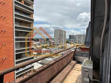 Oficina en Venta en Andrés Bello esquina Vicuña Mackenna