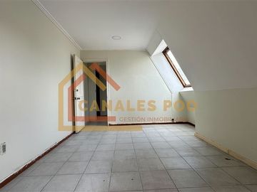 Oficina en Venta en Andrés Bello esquina Vicuña Mackenna