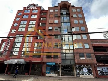 Oficina en Venta en Andrés Bello esquina Vicuña Mackenna