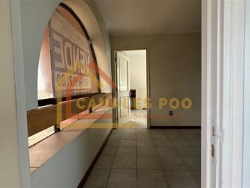 Oficina en Venta en Andrés Bello esquina Vicuña Mackenna