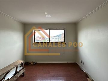 Oficina en Venta en Andrés Bello esquina Vicuña Mackenna