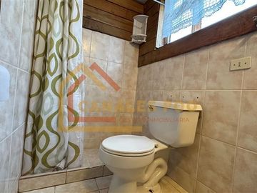 Casa en Venta en Rafael Mera con Catriñir