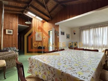 Casa en Venta en Rafael Mera con Catriñir