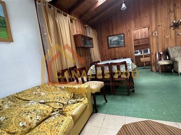 Casa en Venta en Rafael Mera con Catriñir